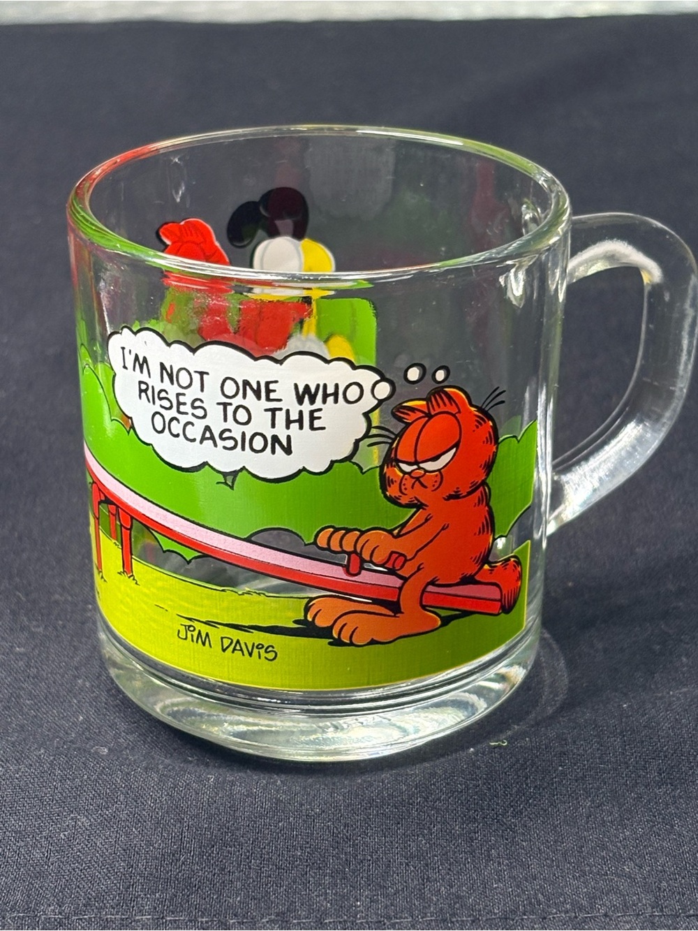 VTG Garfield 1978 Rise to the Occasion Seesaw Glass Coffee Tea Mug Cup
